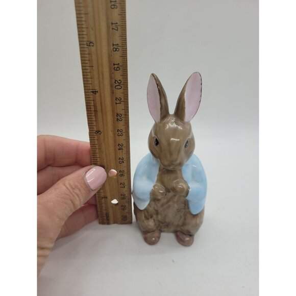 VTG Schmid 1989 Peter Rabbit Ceramic Nightlight 5" Tall Brown Blue cottage core - Picture 4 of 4